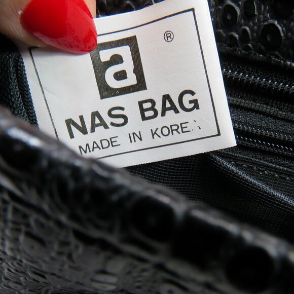 1980s Vintage NAS Black Frogskin Faux Leather Elephant Buckle Shoulder Bag - Picture 9 of 12